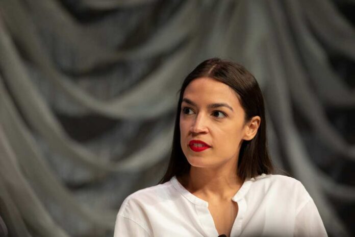 2048px-Alexandria_Ocasio-Cortez_@_SXSW_2019_(46438135835)
