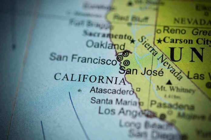 309262043 featured image Close up of California map showing major cities