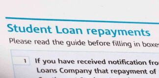 Document titled Student Loan repayments with instructions for filling out forms